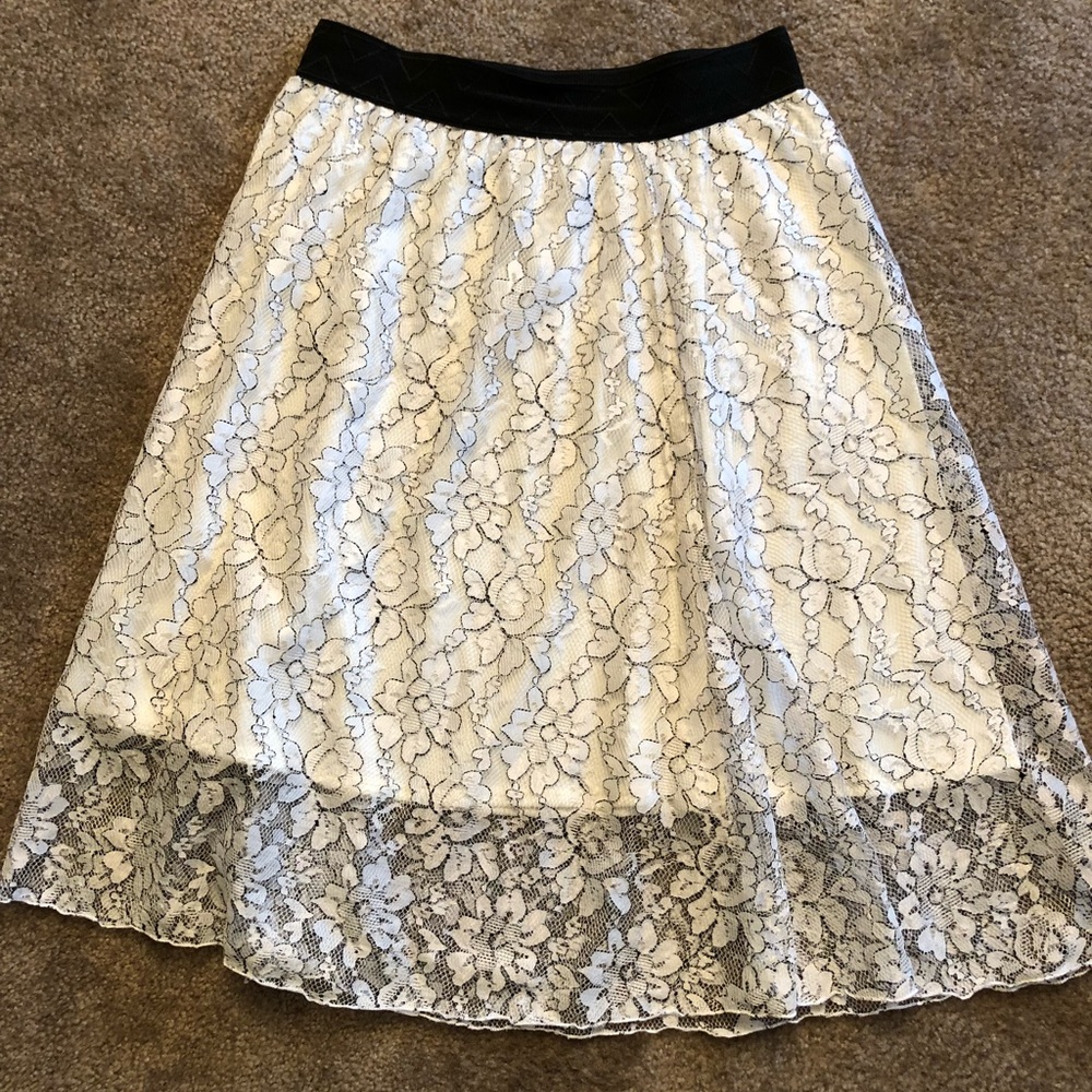 Lularoe Lola white lace skirt